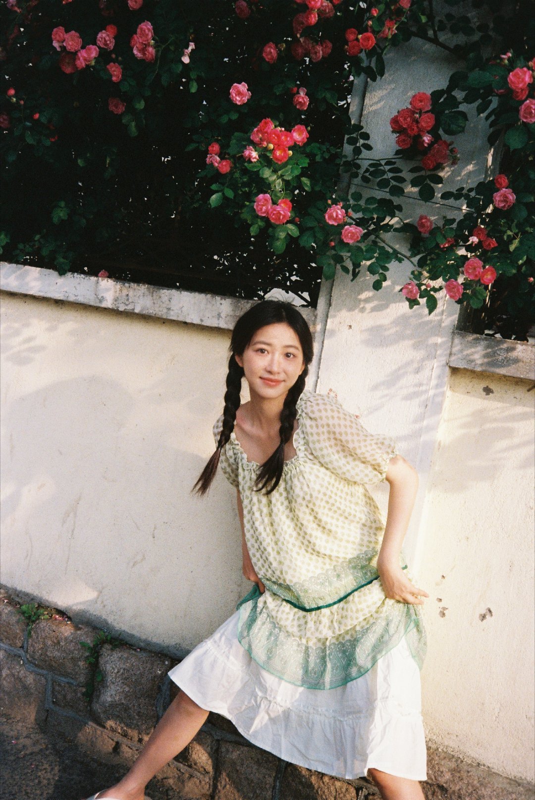 杨肸子yxz杨肸子小谢 yxz杨肸子段静元   ＂镜头里的对视，哪怕是隔着屏幕 