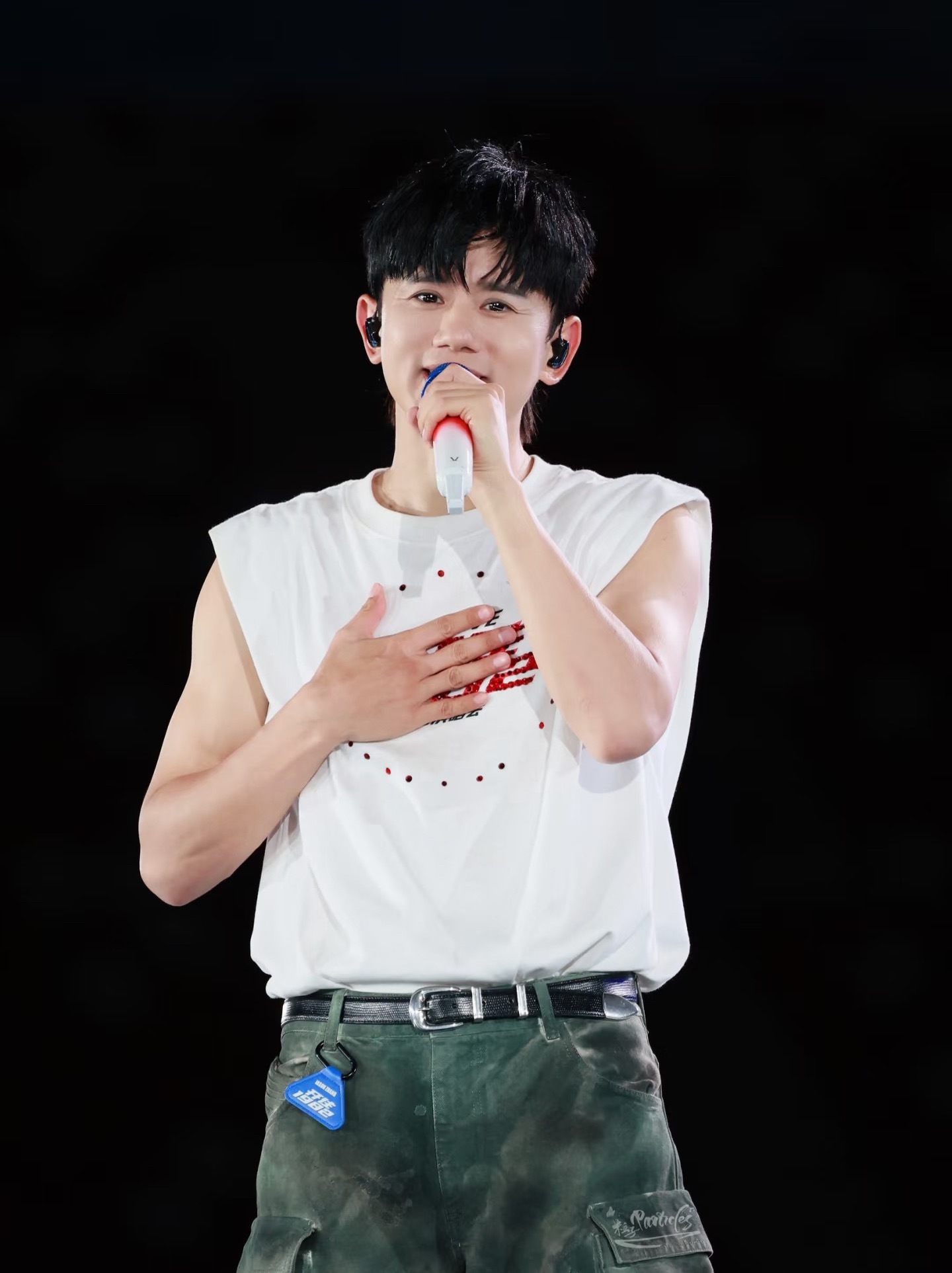 张杰演唱会抢票张杰鸟巢演唱会抢票前三场大麦平台121150张已售罄了，这速度也太