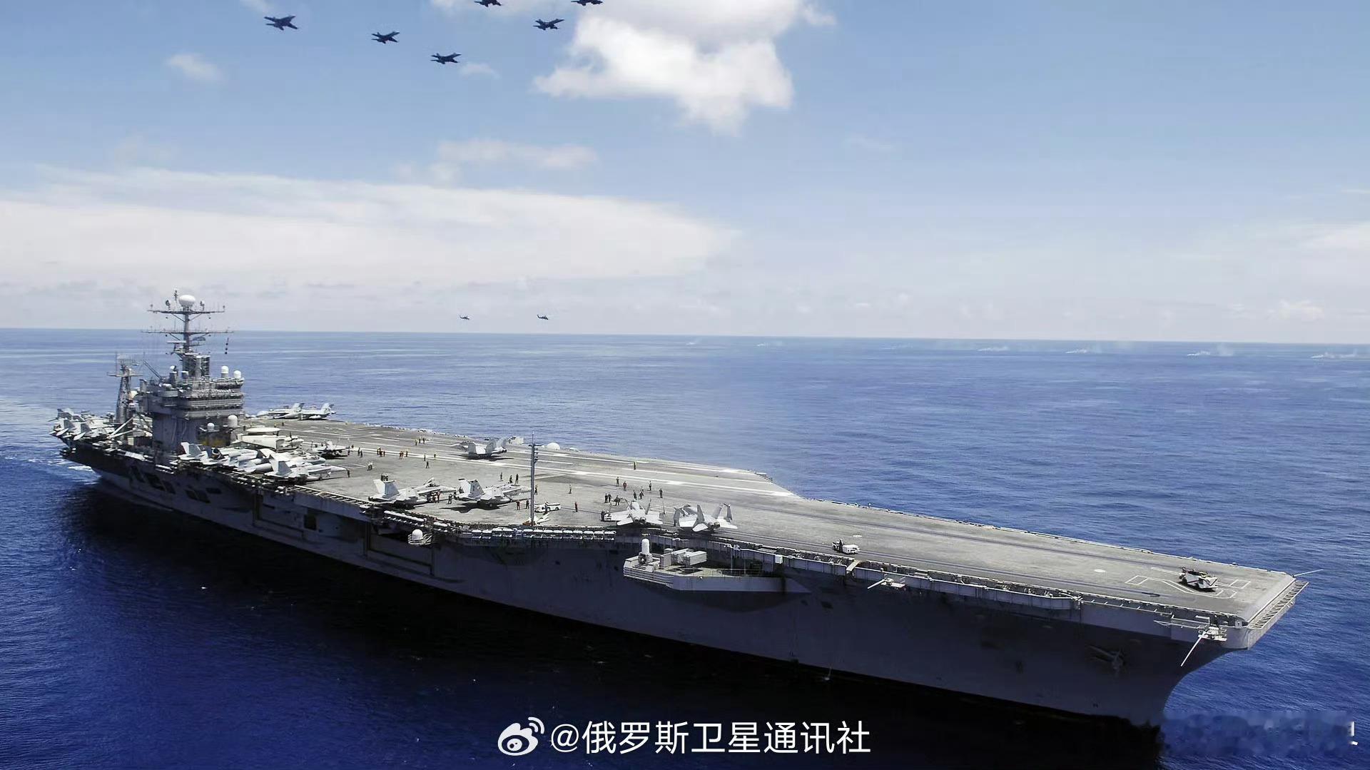 【专家：美国陆海空军力集结引发对伊朗即将遭袭的担忧】黎巴嫩专家、准将马利克·阿尤