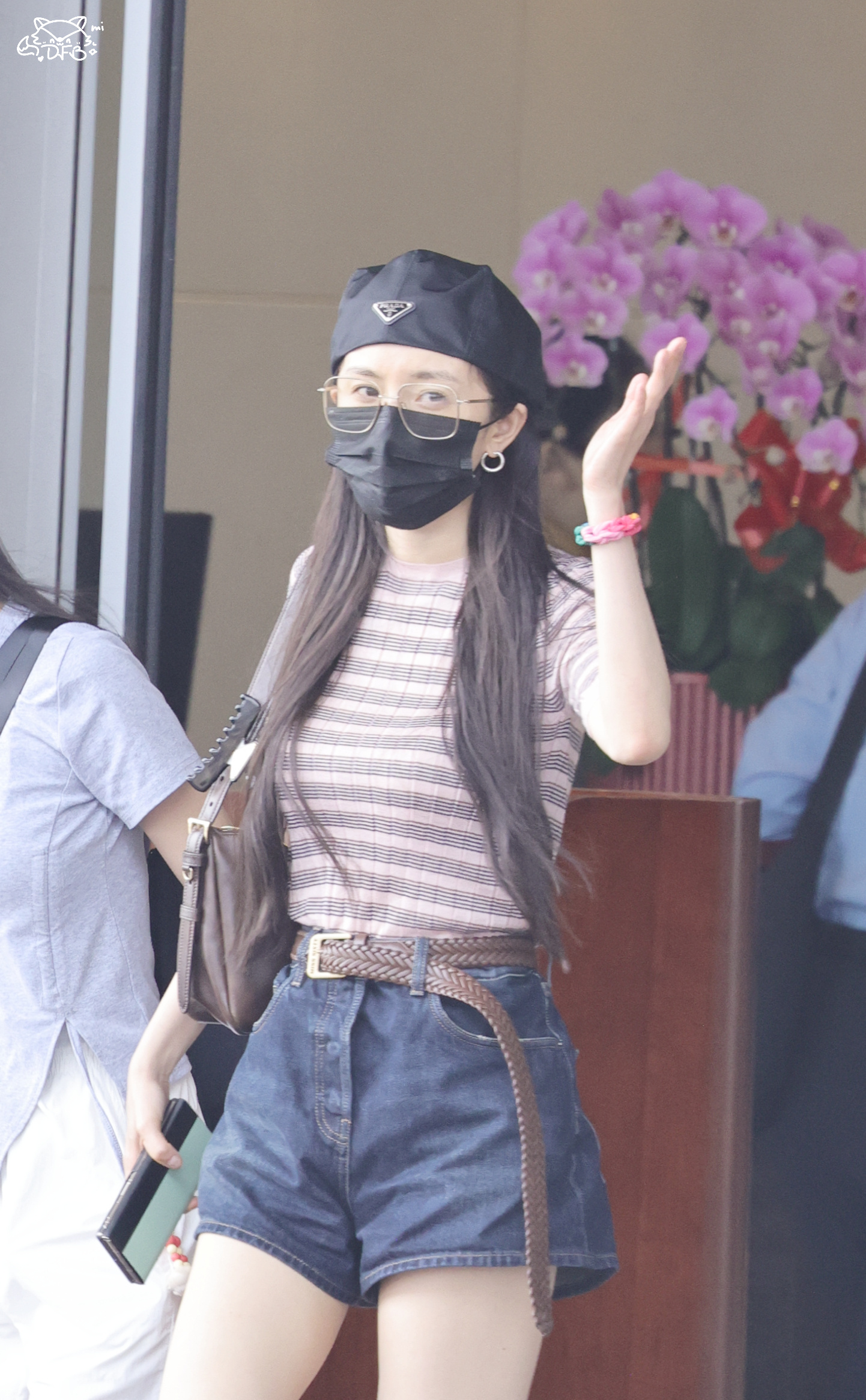 杨幂 顶不住，发射发射＞＞＞💕💕💕💕💕杨幂辣妹回归杨幂Prada发夹