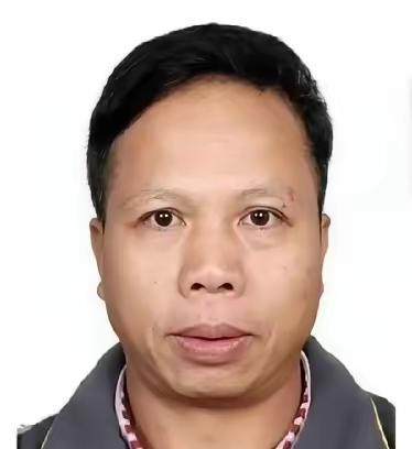 这个是李涛54岁，柳城县人因为甘蔗地浇水与村民发生了冲突，由于李涛平时在村里霸道