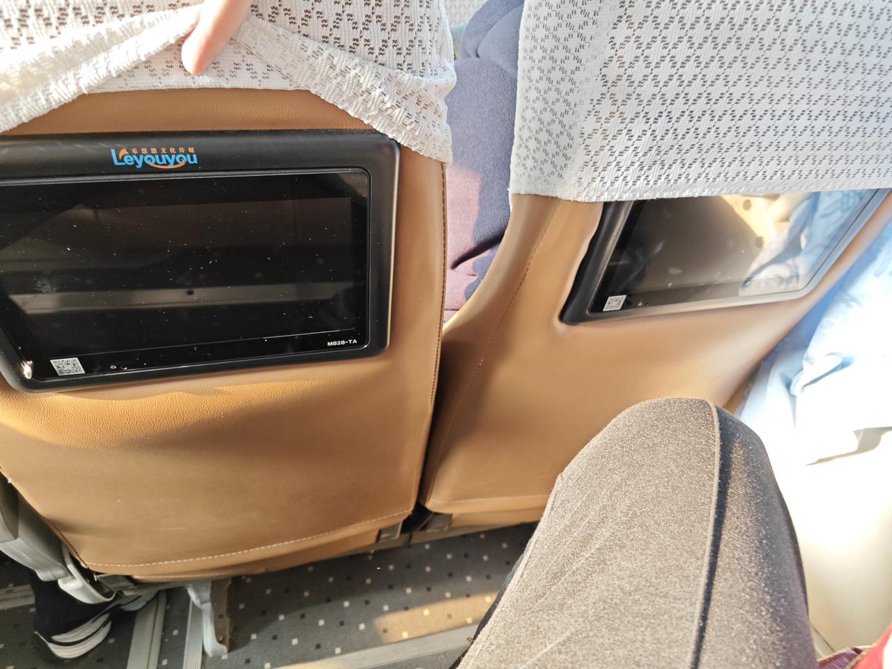 截止目前，见过屏幕最多的车，要是以屏幕衡量科技感，金龙客车的科技感已经爆棚了，但