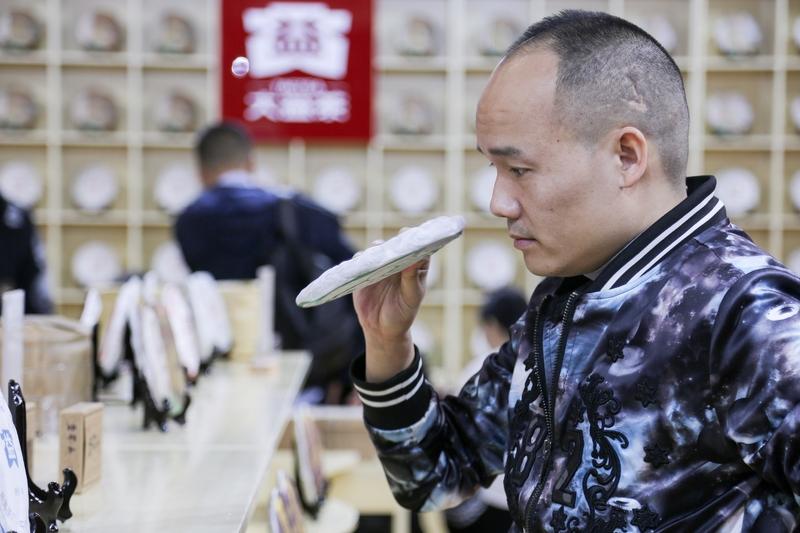 为什么说临沧茶不适合存放? 说临沧茶不适合存放，这说法有点片面。临沧茶区有勐库、