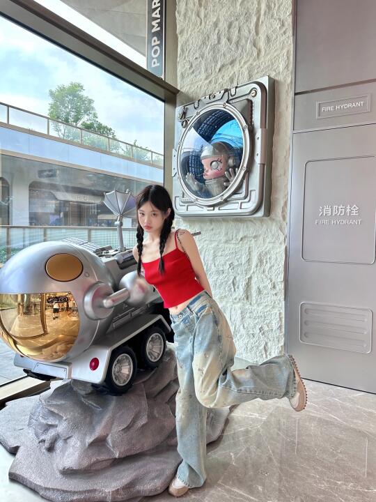 和MOLLY小姐约个会吧 👀