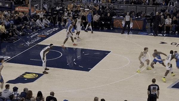 无解！亚历山大新规之下打得太舒服了！
在今天NBA常规赛雷霆对阵步行者的第一节比