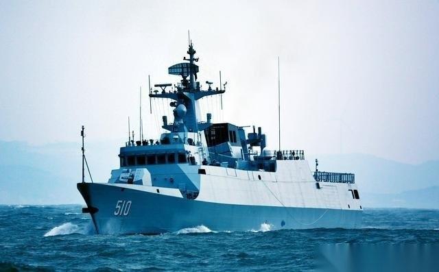 055大驱什么水平？可以说当拥有24艘055大驱的时候，不仅地球没有任何国家想跟