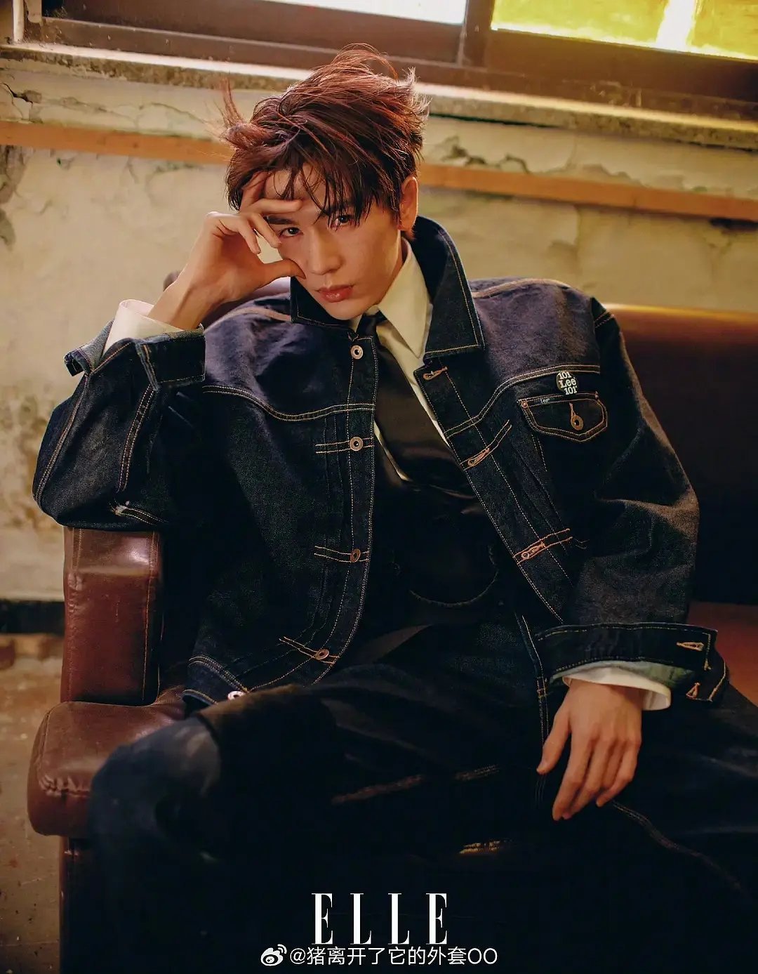 呃...张凌赫这组照片一言难尽呢，个人感觉有点太油腻了 