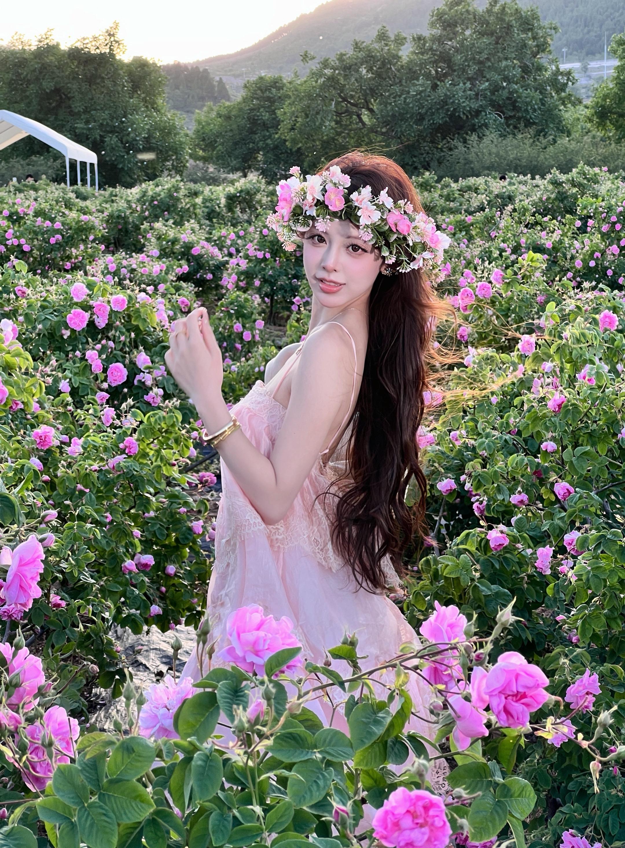 幸好这个世界上有明亮的春天 勇气自由 浪漫主义咖啡 面包 还有小动物和...