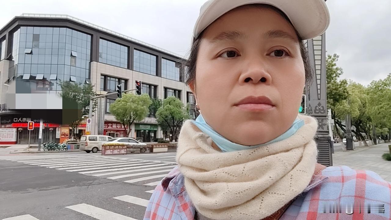 我今年40岁！人生难免会遇到不爽的人和事，我把它们记录成一个个文字，找到情绪的出