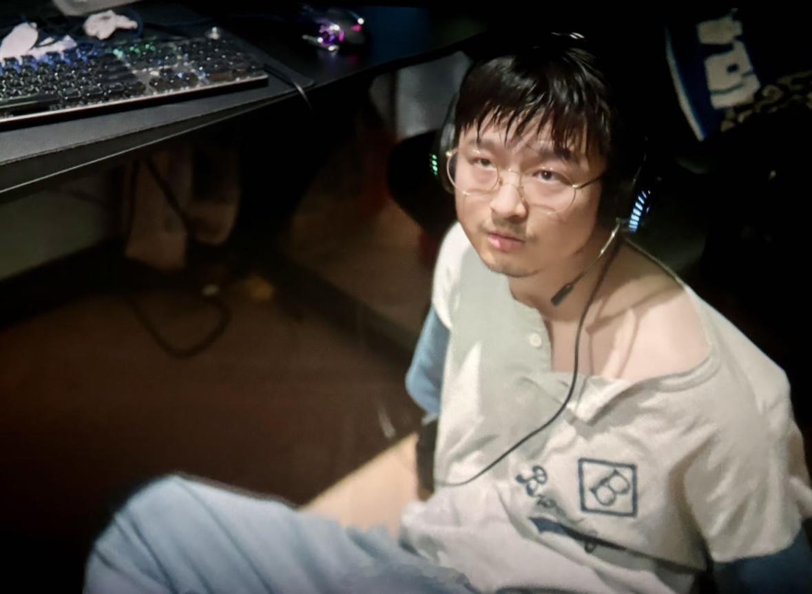 【投稿】救命🆘！！！最近上班已经不会被“新变革”压力到了，因为要先被店里的顾客
