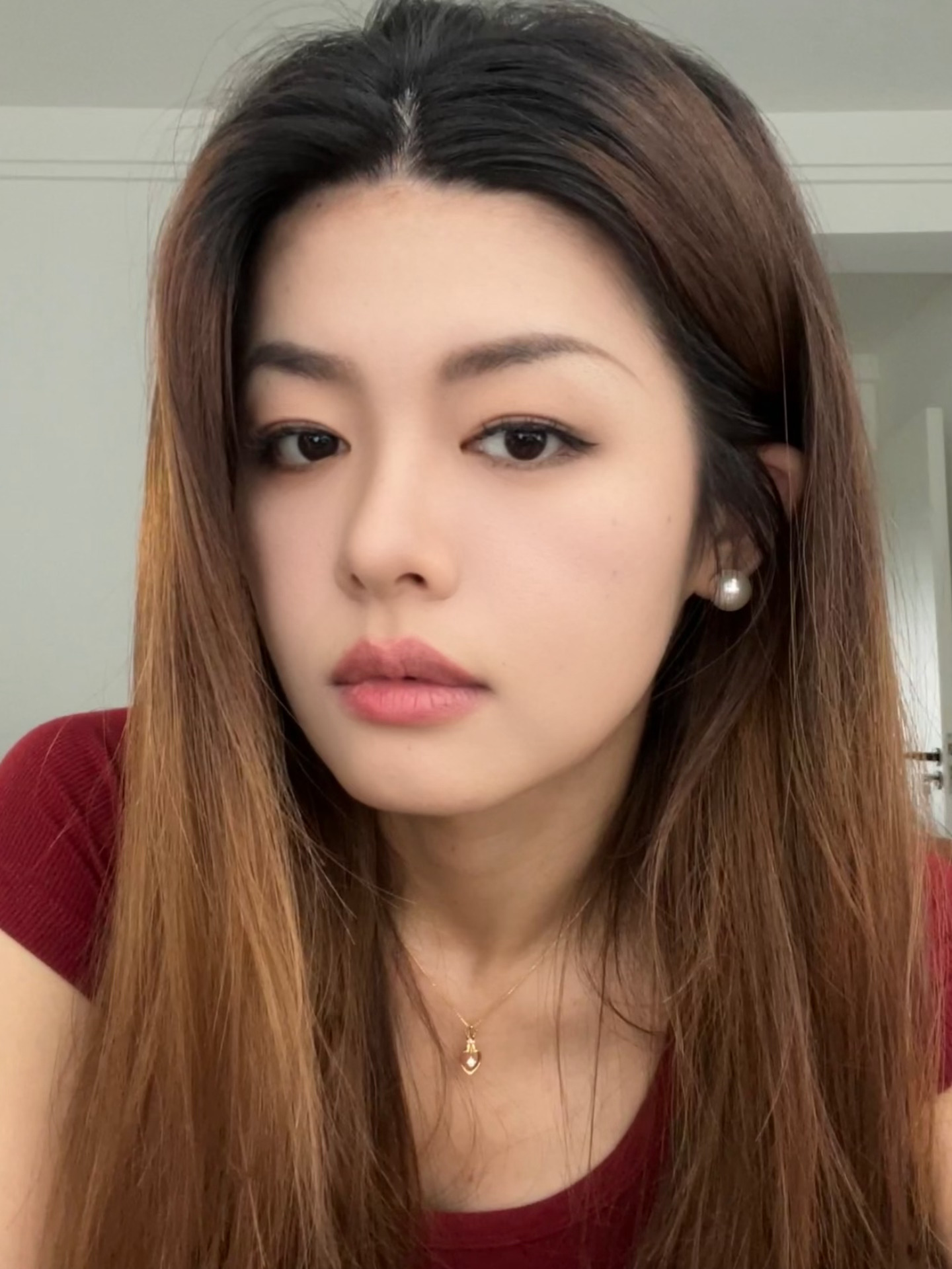朋友说我面无表情的时候有点凶 