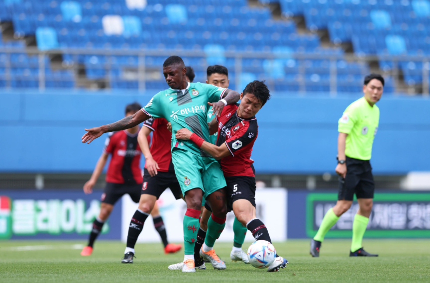 韩K联独角戏 水原FCvs富川FC 富川fc能否守住底线？机会相当好，兄弟们别掉