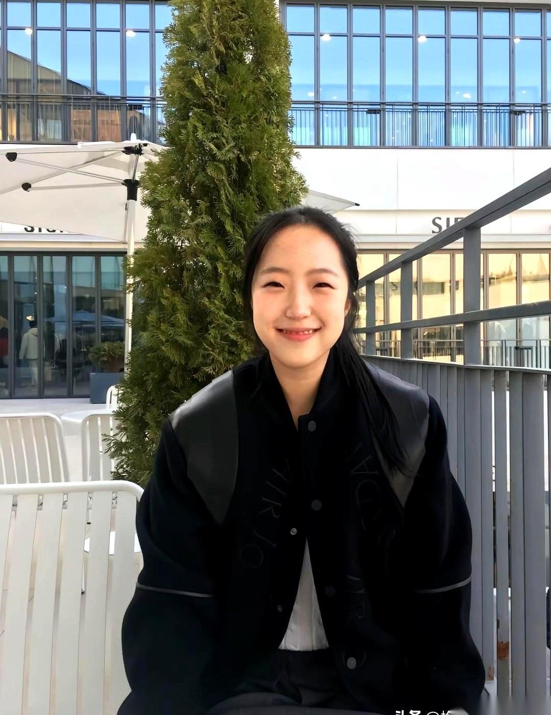 我跟你讲，看一个运动员，最有意思的，真不是看她在赛场上怎么厮杀。
是看她走下赛场