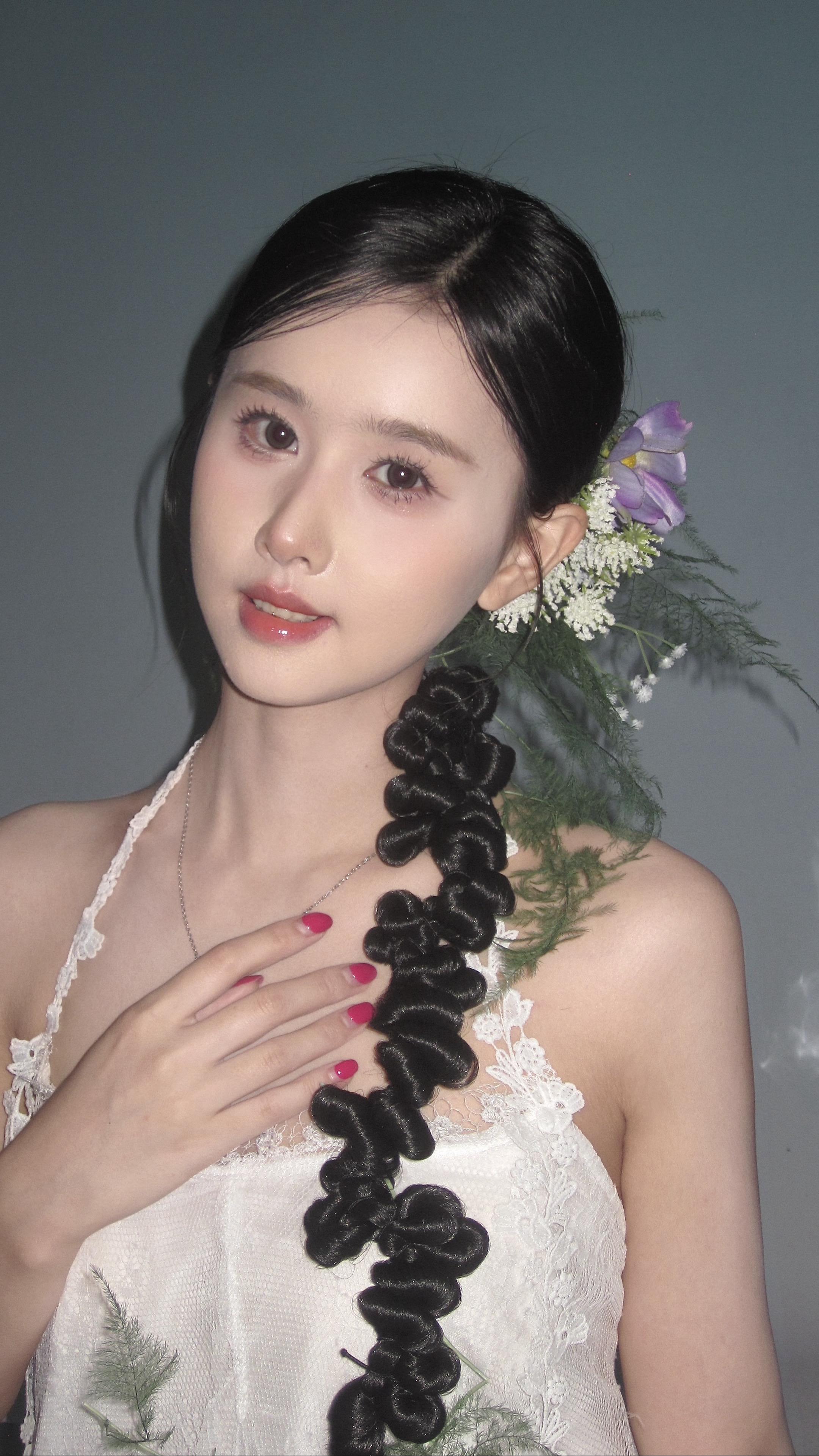 妆造 鲜花中式 发型 辫子造型