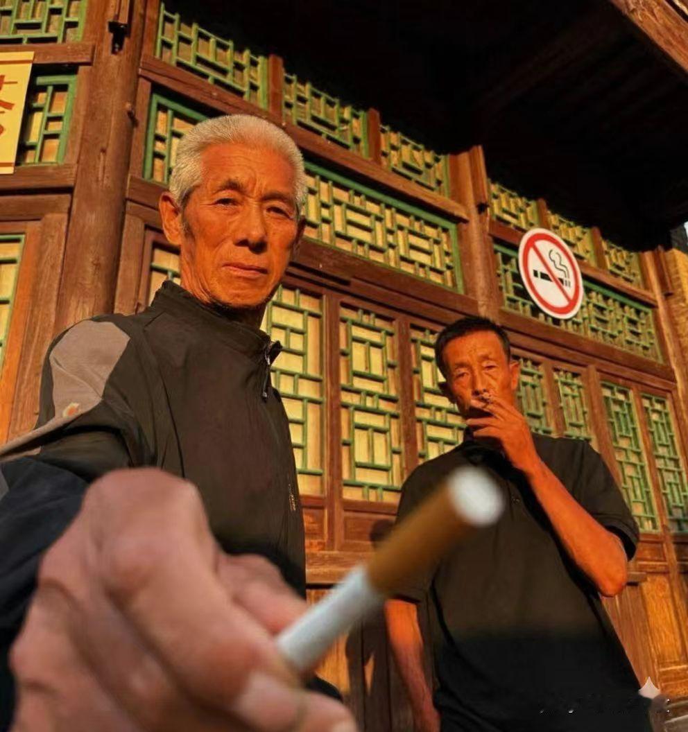 我很纳闷你们为啥天天抱怨北京交通差，我过年回家上三环，车速都没下过70