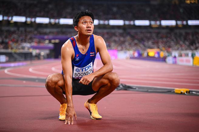 亚运会男子100米历史上，首次有选手在预赛、半决赛、决赛三枪全部跑进10秒。
