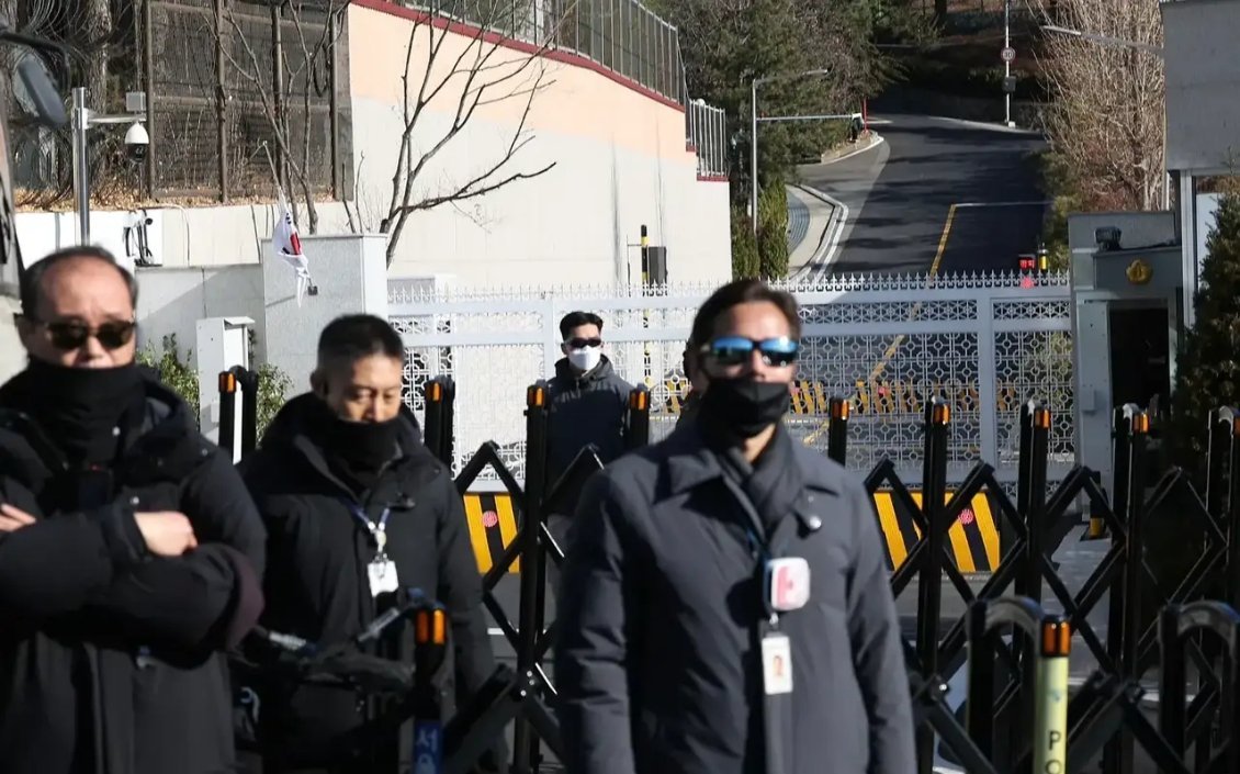 韩国公调处尝试抓捕尹锡悦  3日一大早，韩国负责调查高级公务员犯罪的公调处，就准