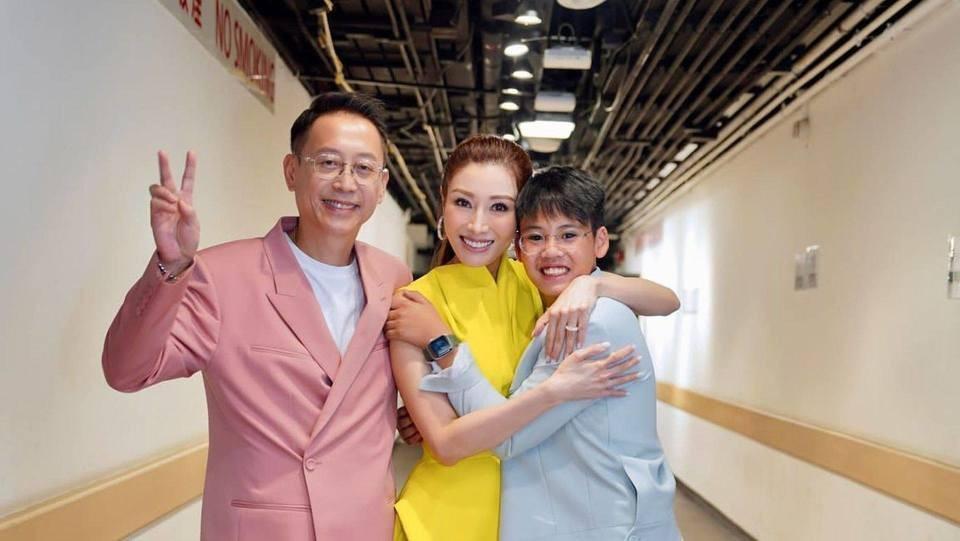 香港贵妇聚会，李嘉欣不能站“C位”，徐子淇却春风得意！
香港的贵妇圈分为三类，其