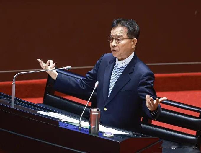 矢板明夫被打 赖士葆呛台当局“为日本名嘴出手” 

针对矢板明夫被打，台当局趁机