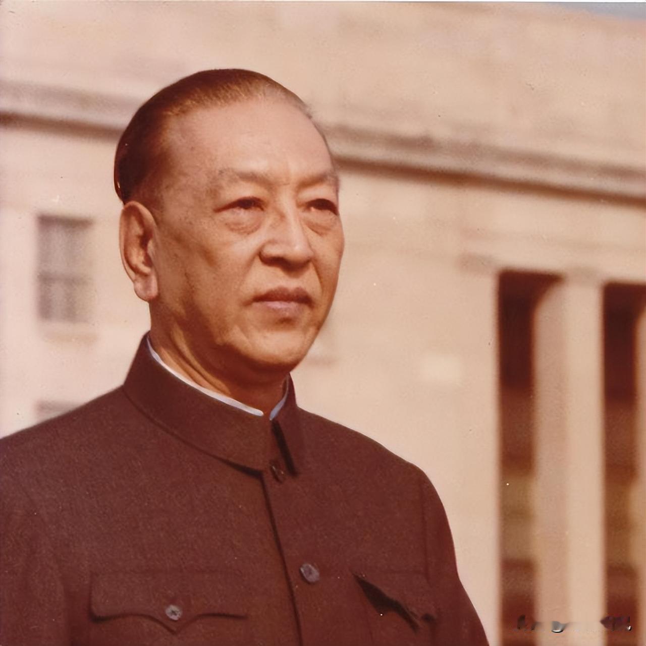 1963年，“将军大使”耿飚坚持将中国的土地划给巴基斯坦，为什么？
耿飚1909