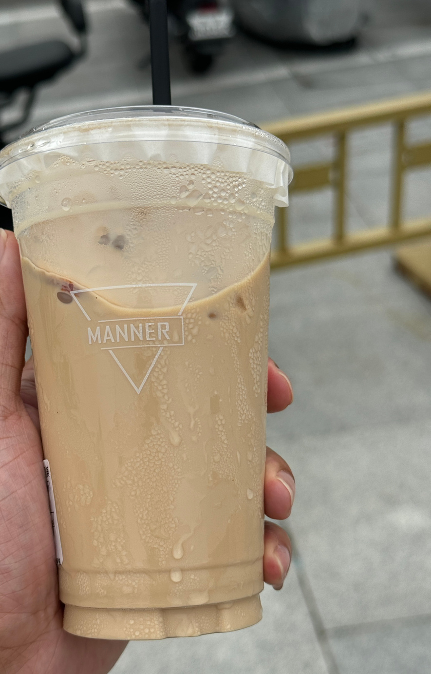 第一次喝MANNER也没喝出来和瑞幸，星巴克有啥区别啊[单身狗] ​​​