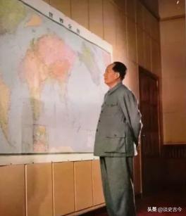 1969年7月，毛主席向高碧岑抛出一问：中国北临苏联，南临印度，东临日本，若他们