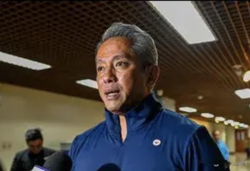 继周二棉兰老岛三宝颜市发生校园枪击案后，菲律宾内政与地方政务部部长再次呼吁收紧本