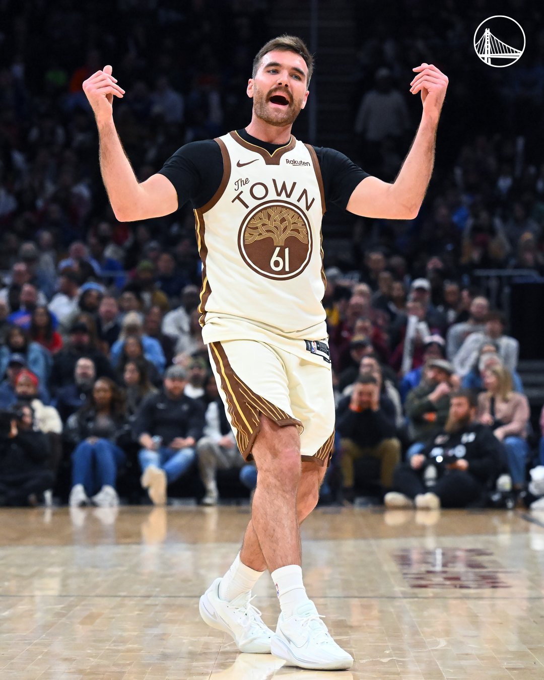 选秀专家Sam Vecenie：“斯潘塞无疑是我在NBA中最喜欢的故事。他原本是