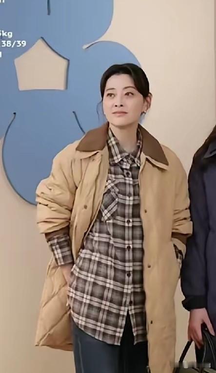 为什么很多人反感梅婷直播带货？

最主要的是她在大家心目当中是一个演技很好的演员