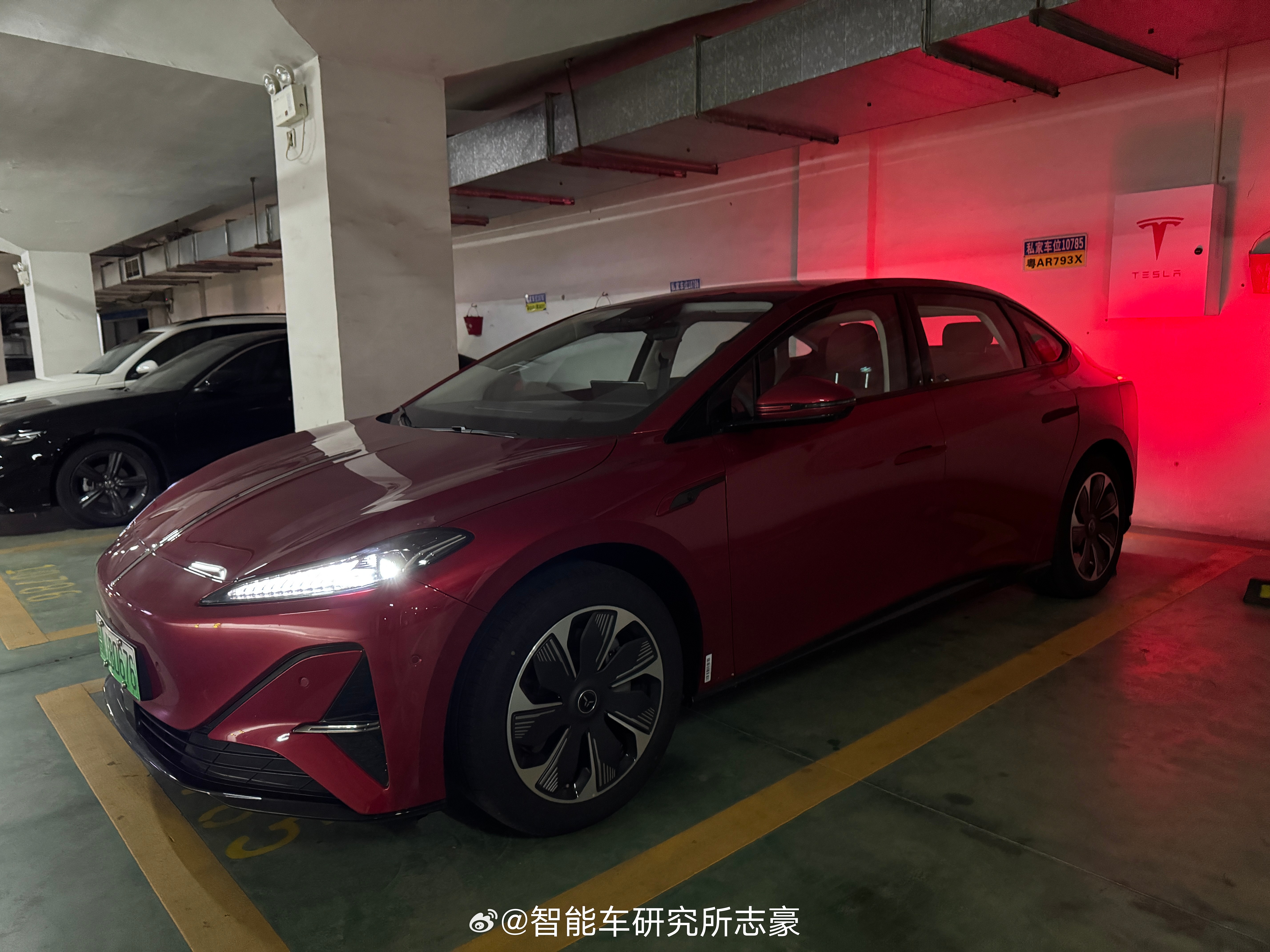 看到小蛮腰了，流浪两周终于回家了，提车一个月公里数已经飙到6600km了。路上很