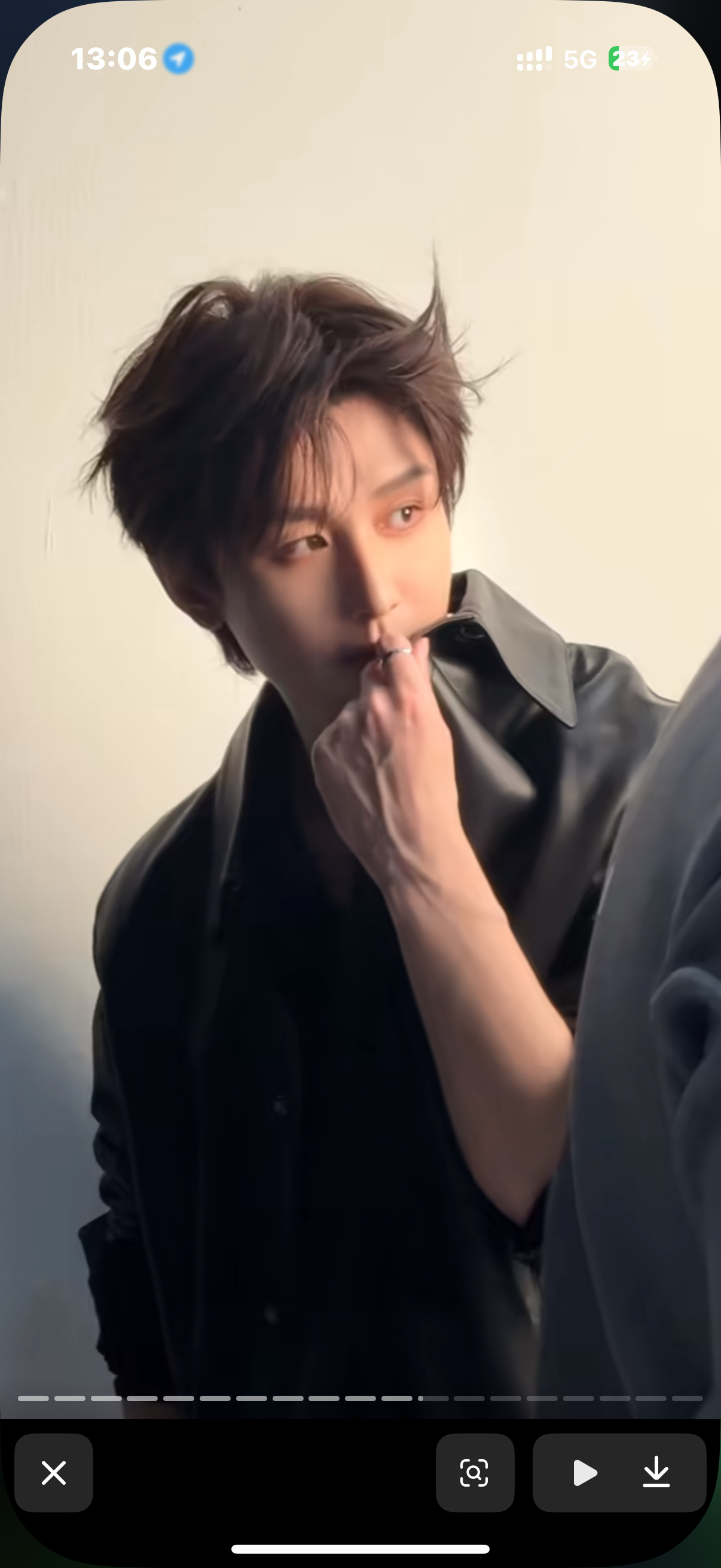 卧槽这个手…… ​​​