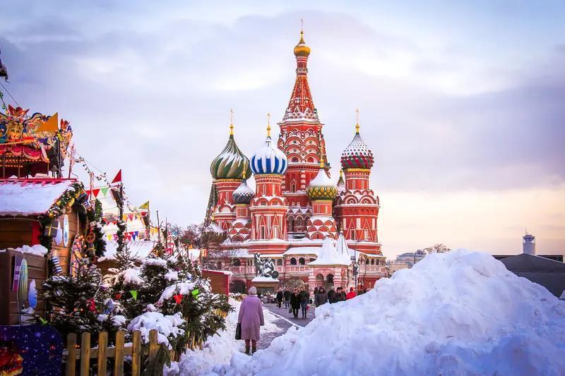 俄罗斯免签政策一落地，赴俄冬游订单就爆发式增长啦！多平台数据都能看出这热度。同程