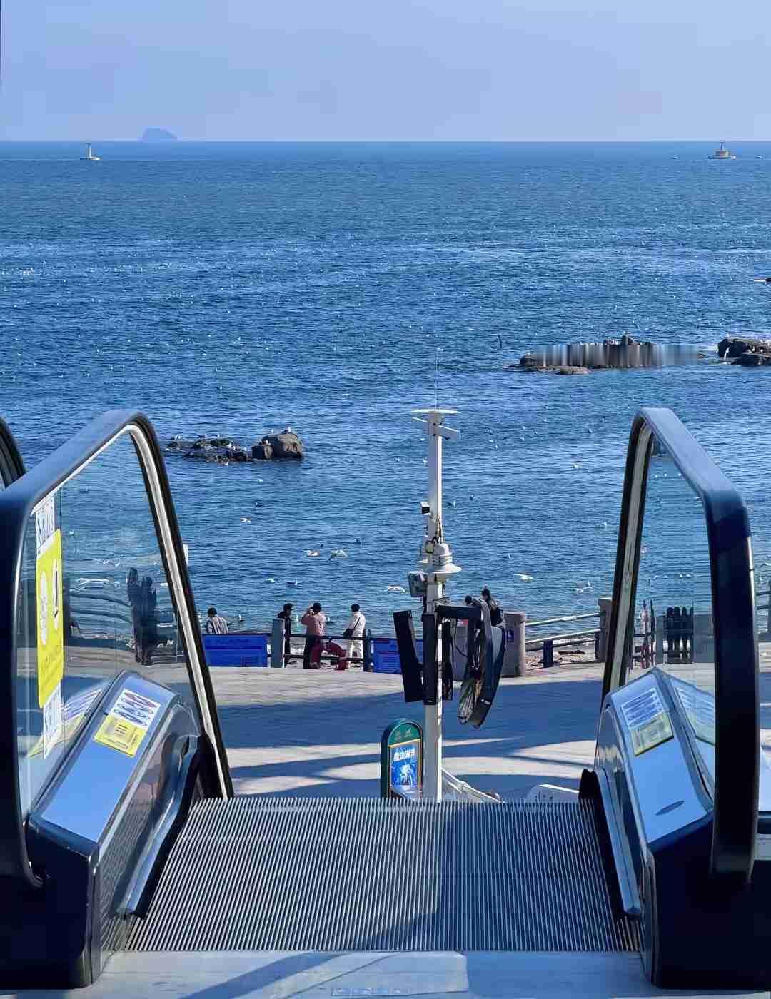 我的今日状态：🏝️旅行度假
我这里的天气：☀️晴天
