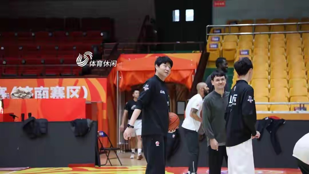 据了解，山东男篮与祝铭震包括对方俱乐部￼方面，确实有实质性联系，进展也不错，尚未