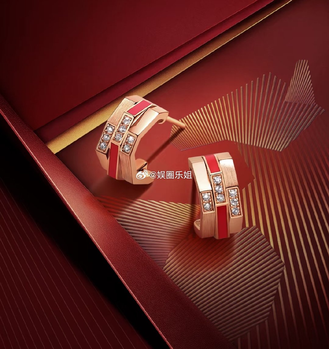 再怎么暴跌金价也回不到过去了，就好像这世界也再也回不到过去了一样。以前买的那些金