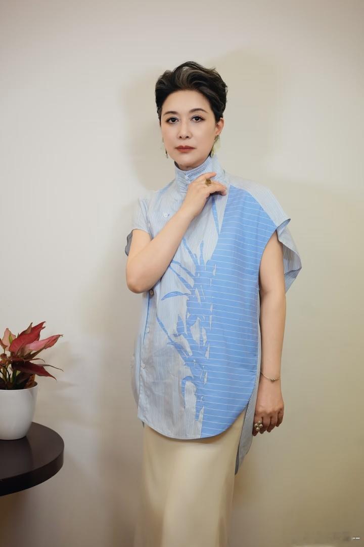 茅威涛一人千面封神现场 茅威涛用实力诠释封神，浙江卫视越剧春晚 的舞台瞬间太有感