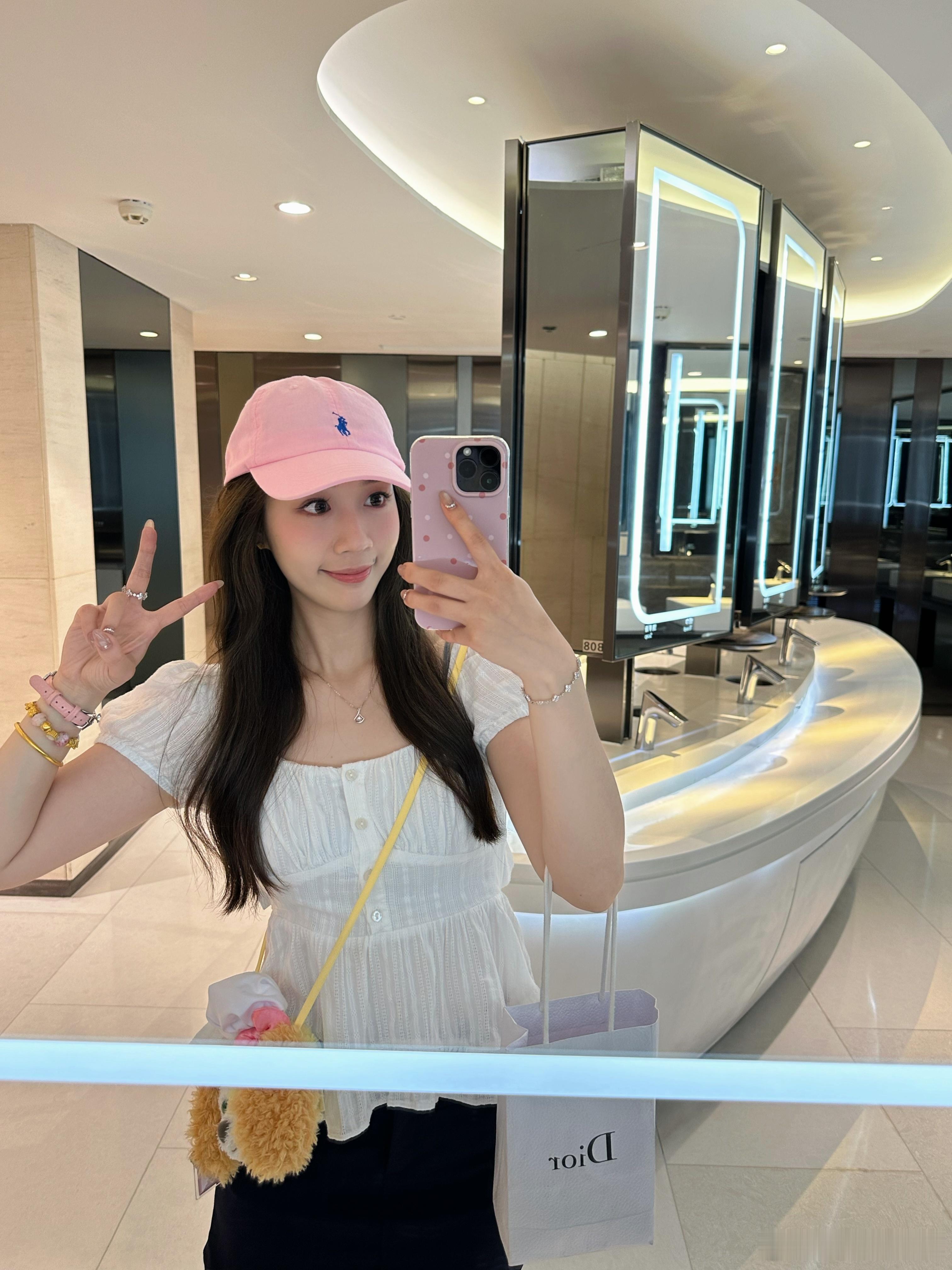 ˗ˋˏ♡ˎˊ˗ ​​​