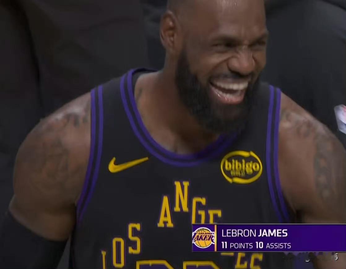 赢得对手的认可！马尔卡宁谈詹姆斯：

“这是勒布朗本赛季的第一场比赛，他的状态很