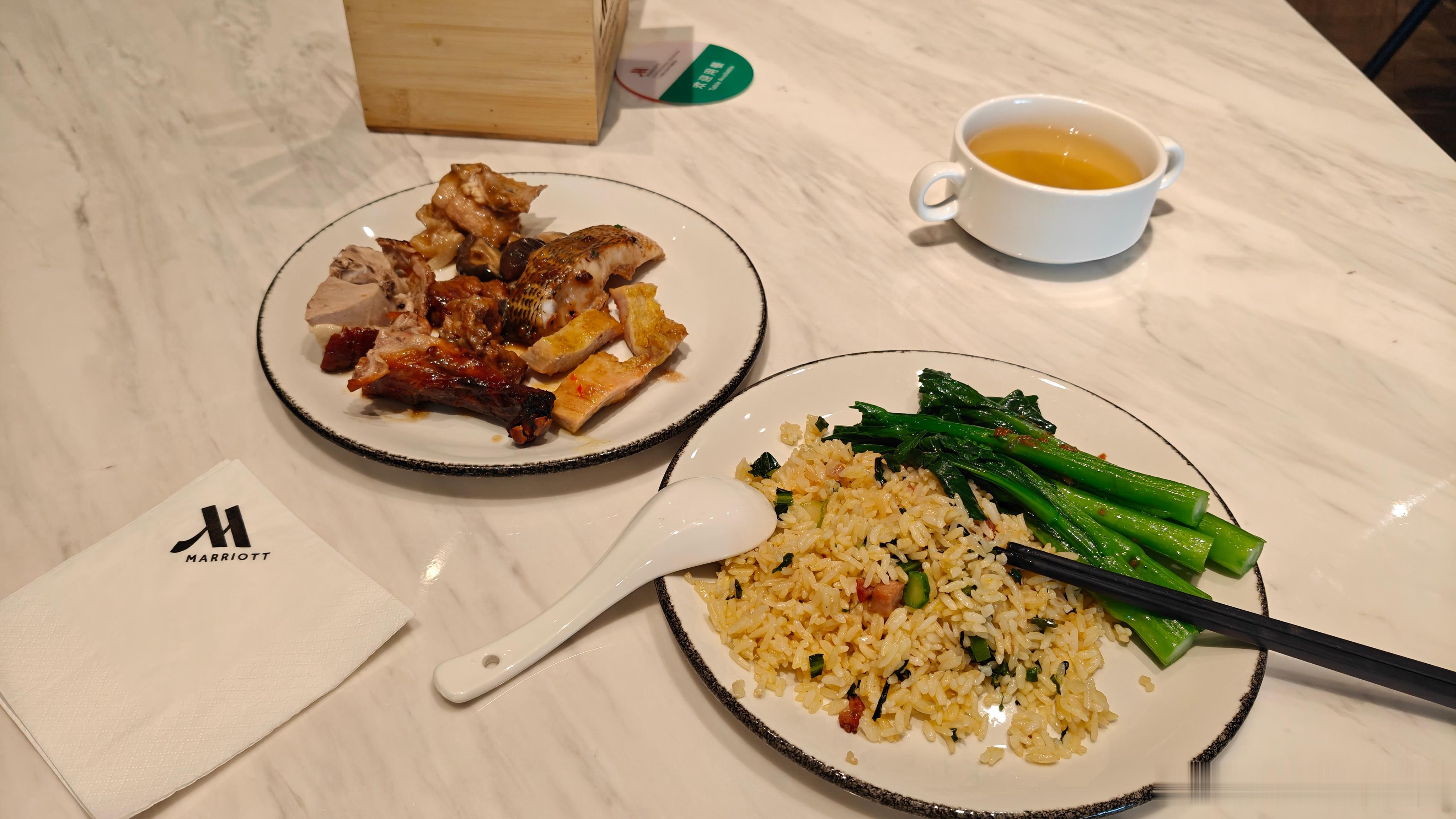 终于赶到广州，今天行程是宁波-深圳-广州-深圳，好好吃饭，真是强度拉满的一天。 
