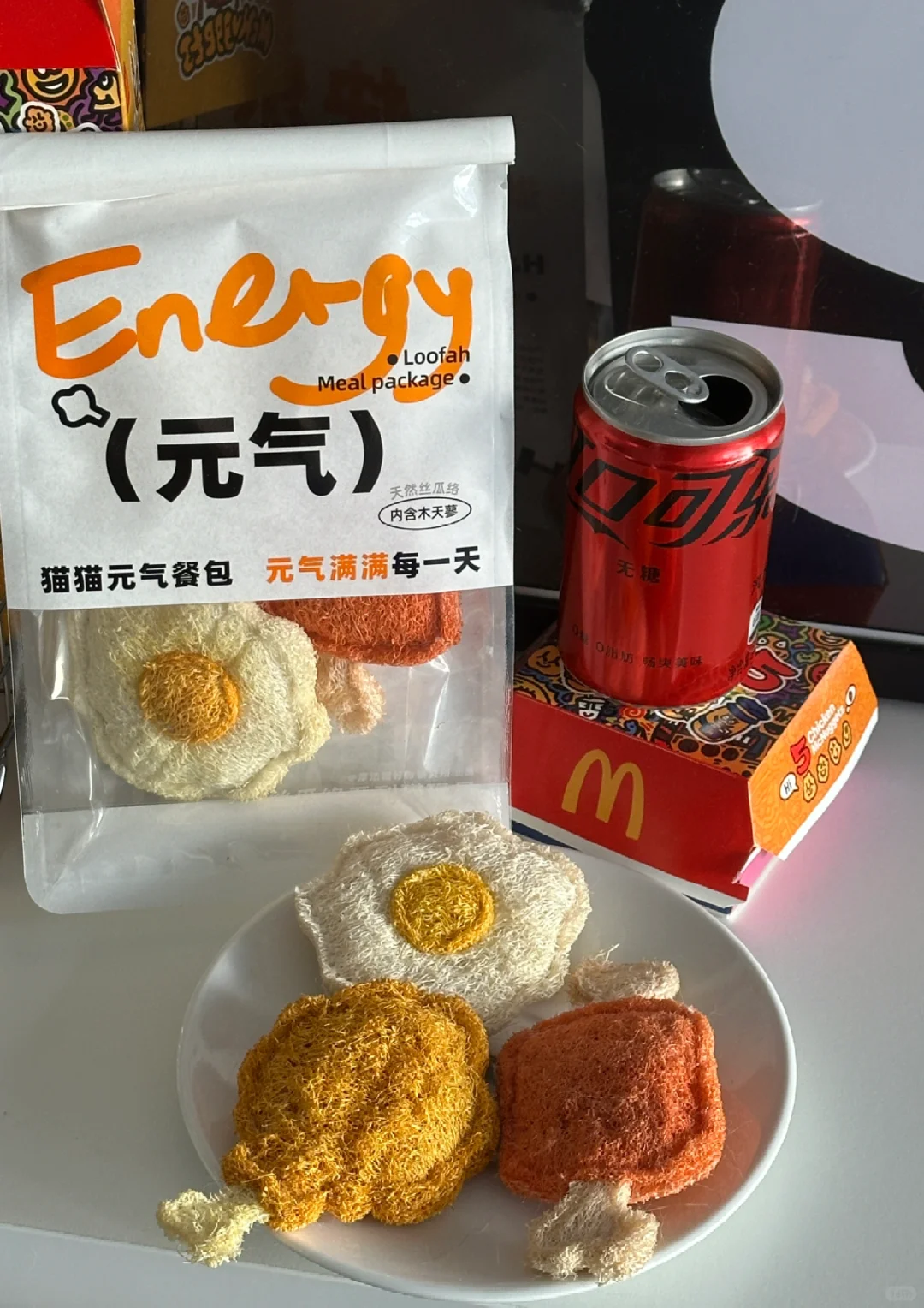 今天下午茶给小猫们准备了“炸鸡”🍗猫咪玩具