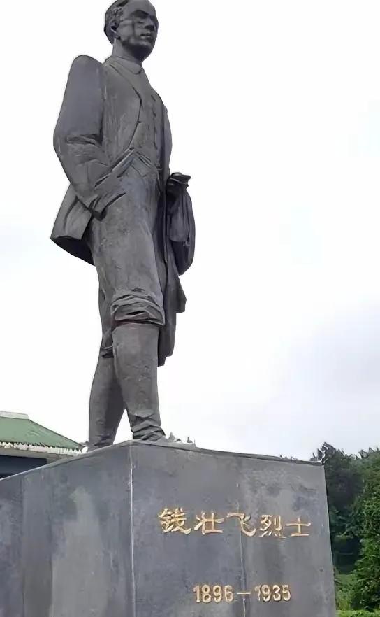 1931年，特务头子徐恩曾得知钱壮飞已跑，便命人将他的女儿女婿抓来泄愤，就在此时