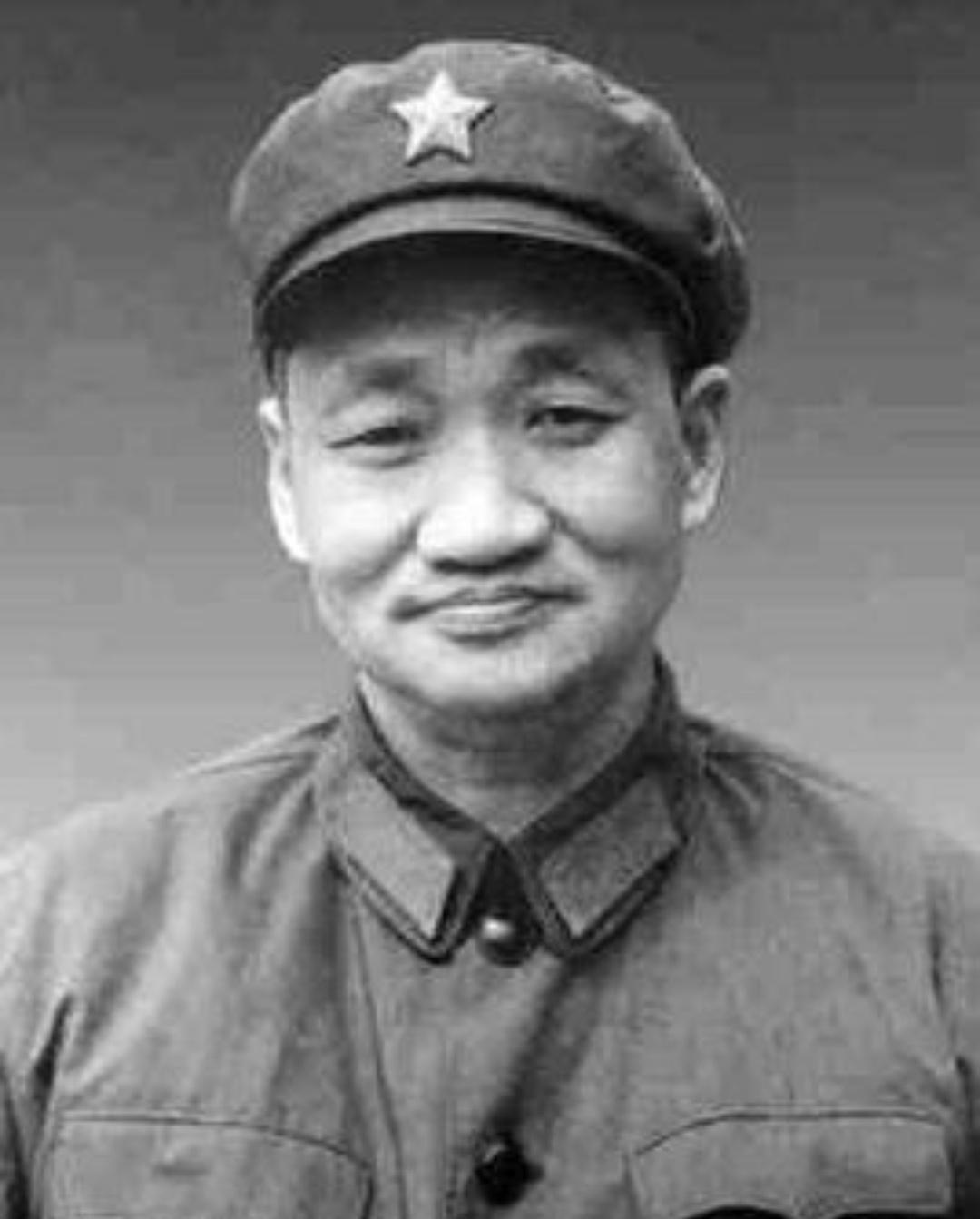 毛岸英放心不下弟弟毛岸青，反复叮嘱刘思齐要多帮着照顾他。
 
1950年10，北