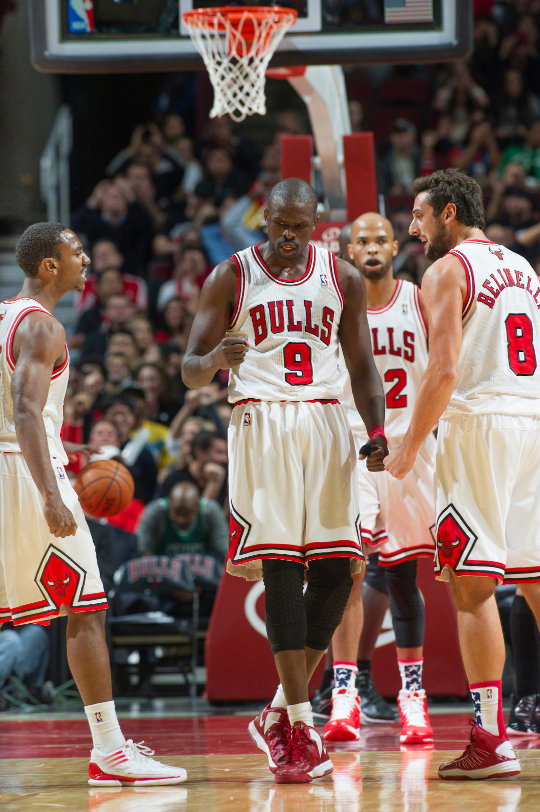 篮天下 他是谁？Images via Chicago 巴萨