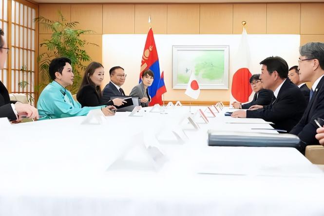 日本打上蒙古稀土的主意，蒙方马上请中方上门，日本陷入三重困局。

6月9日，蒙古