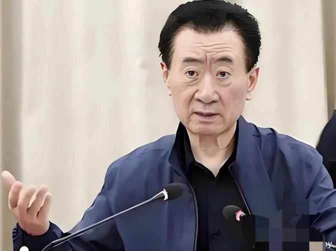 王健林已经惨到什么程度了？

72岁，曾经的中国首富，如今财富缩水九成以上，万达
