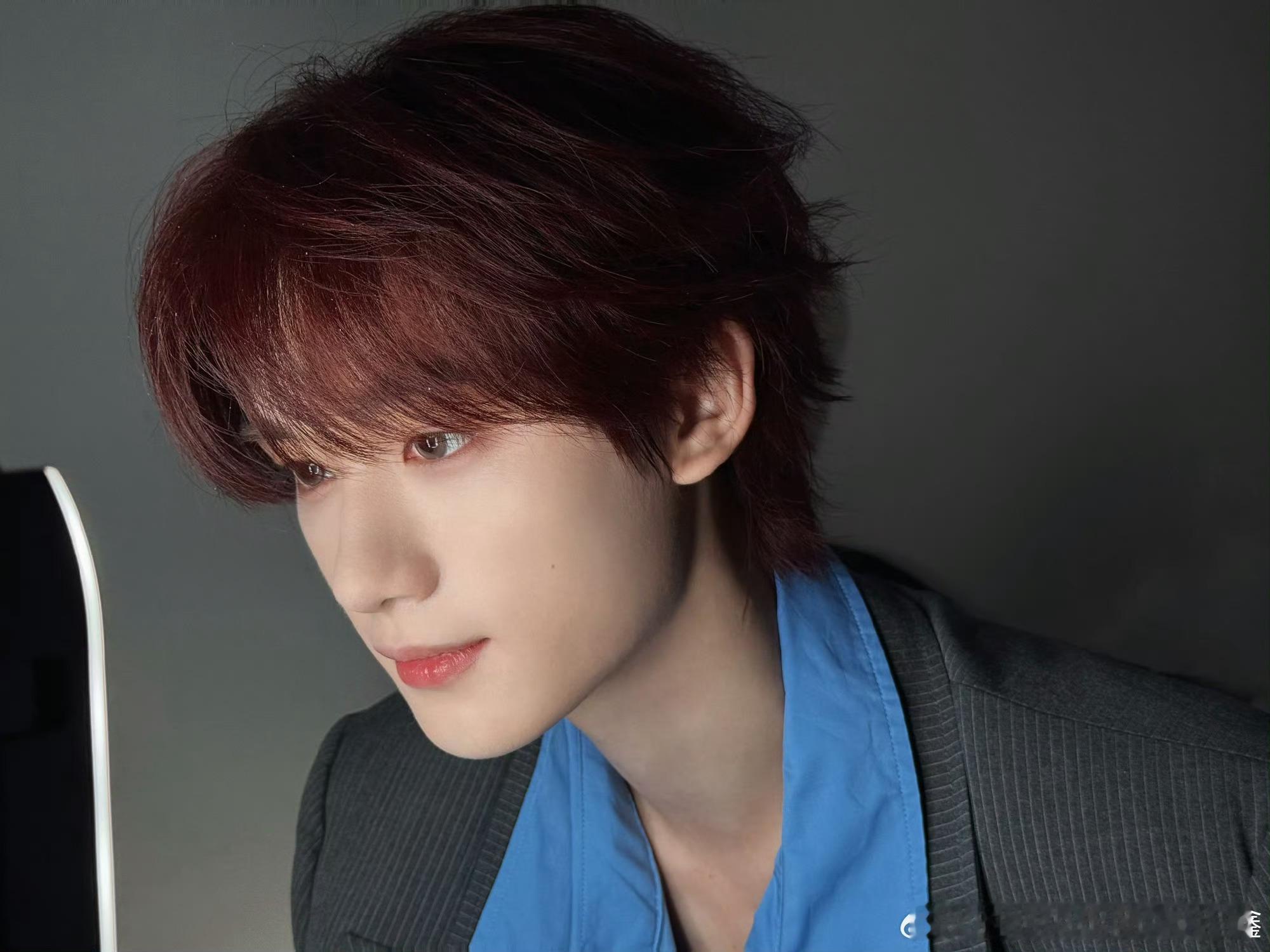 丁程鑫发的帅图丁程鑫发了帅图丁程鑫发的帅图，帅，