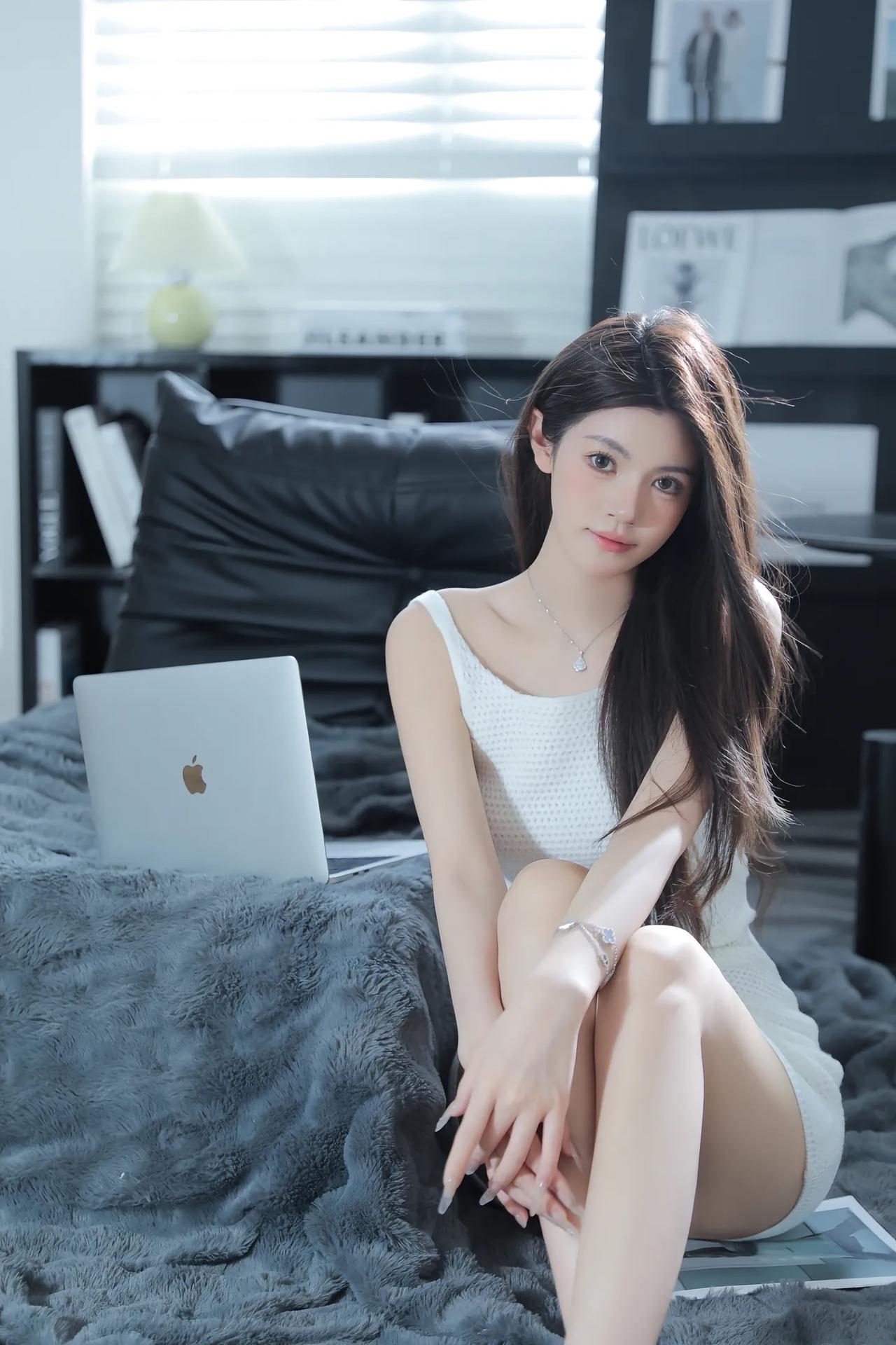 男人为什么都喜欢上网看美女
