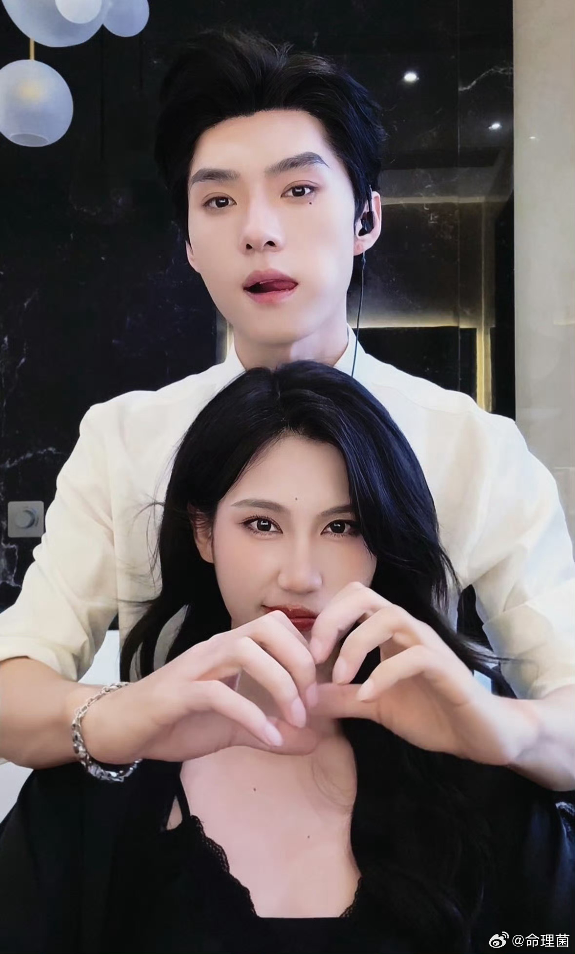 曝王译磊汪雅琦恋情央戏毕业 还挺有实力的短剧男演员 女友跟他一个路子 反骨傲骄 