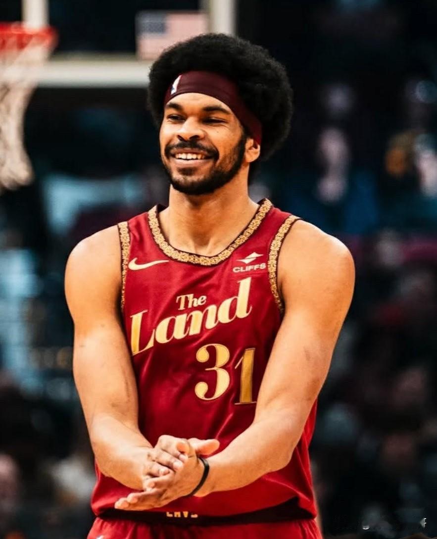 一下伤了三个！！！骑士小南斯、阿伦、梅里尔都进入伤病名单！

新赛季已经打了近2