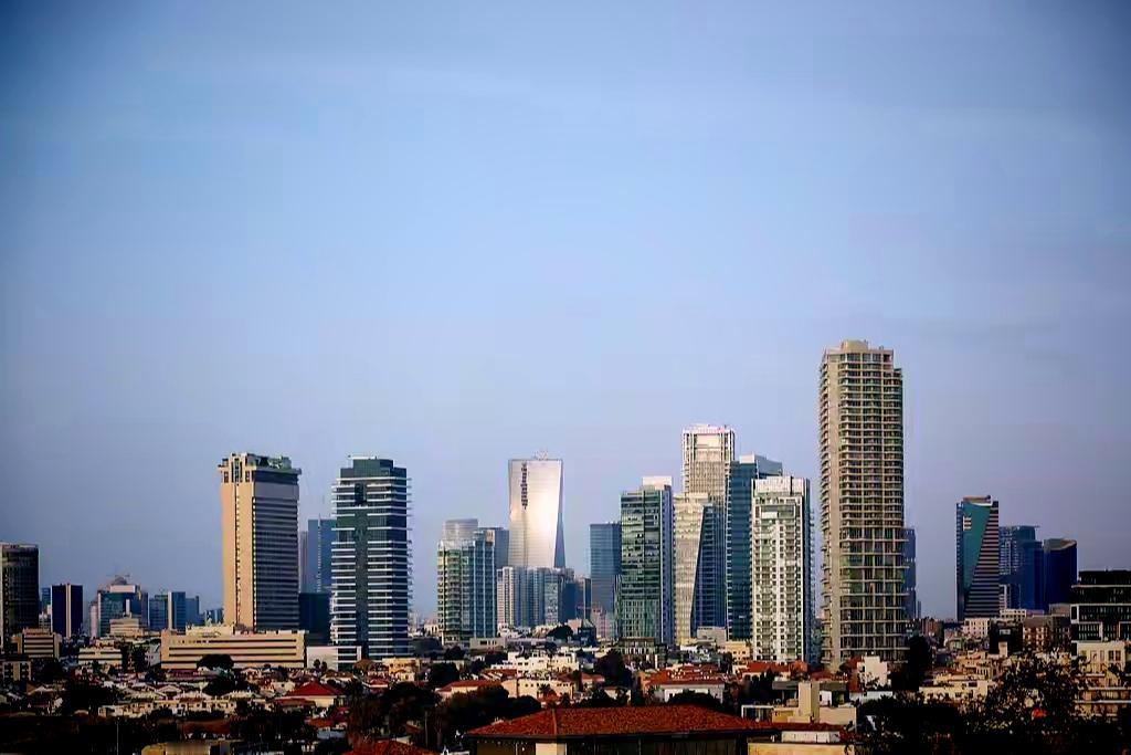 以军放话：我们盯着呢，都别瞎猜

14号晚上，以色列国防军的发言人埃菲·德夫林在